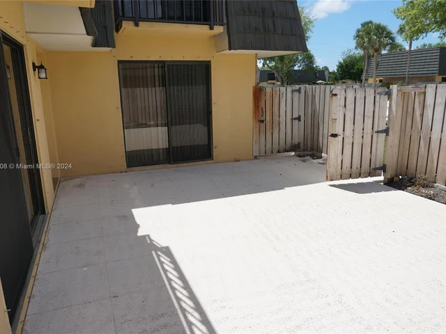 3105 31st Way # 3105, West Palm Beach FL 33407