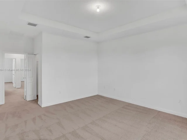 2411 NW 131 CIR, Miami FL 33167