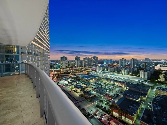 17001 Collins Ave # 2501, Sunny Isles Beach FL 33160