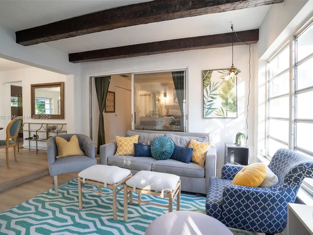 8410 NW 25th Ct, Sunrise FL 33322