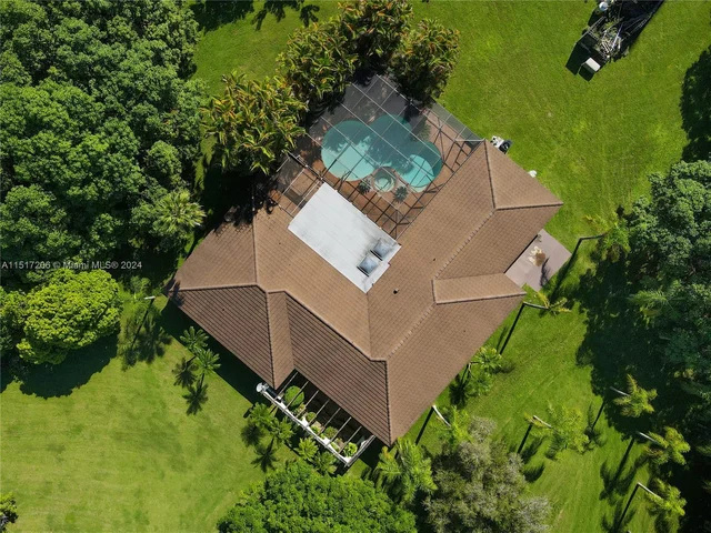 17025 SW 172 Ave, Miami FL 33187