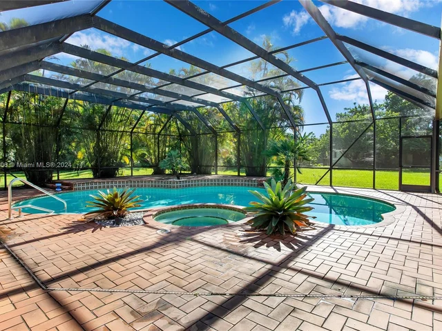 17025 SW 172 Ave, Miami FL 33187