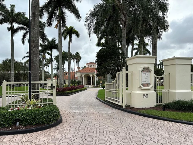 4680 NW 102nd Ave # 20, Doral FL 33178