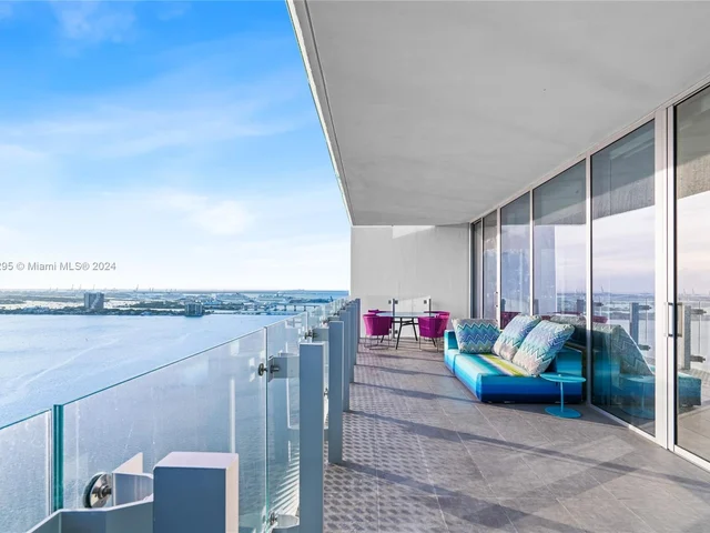 700 NE 26th Ter, Miami FL 33137