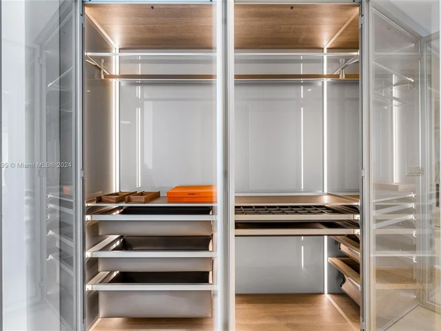 700 NE 26th Ter, Miami FL 33137