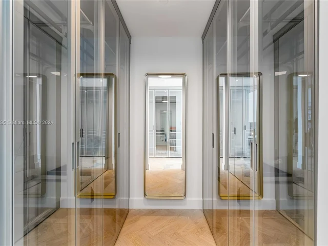 700 NE 26th Ter, Miami FL 33137