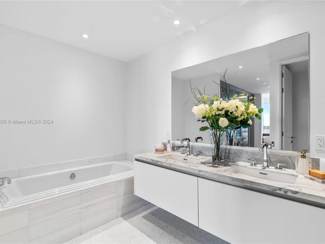 700 NE 26th Ter, Miami FL 33137