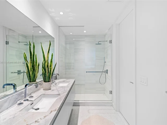 700 NE 26th Ter # 2504, Miami FL 33137