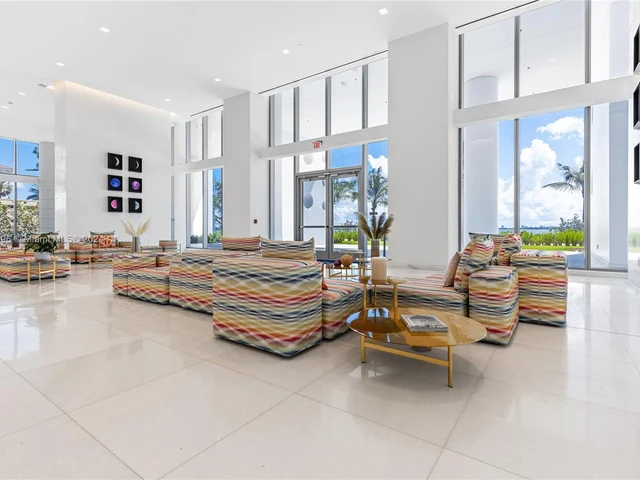 700 NE 26th Ter # 2504, Miami FL 33137