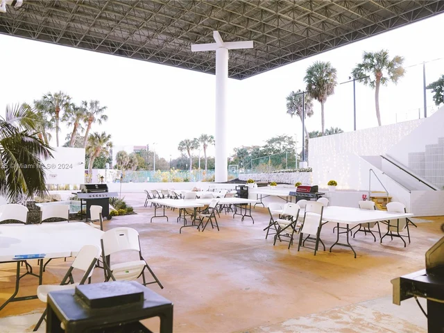 3841 Environ Blvd # 236, Lauderhill FL 33319