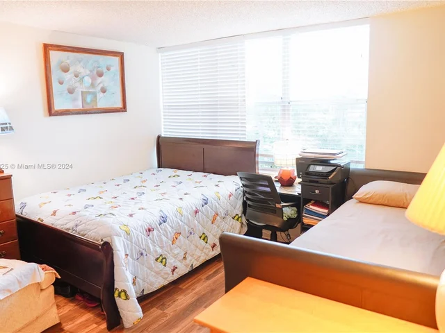 3841 Environ Blvd # 236, Lauderhill FL 33319