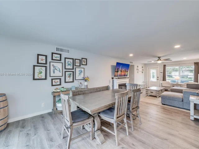 3341 NW 67th St, Fort Lauderdale FL 33309