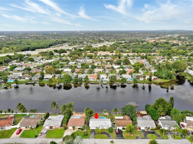 3341 NW 67th St, Fort Lauderdale FL 33309