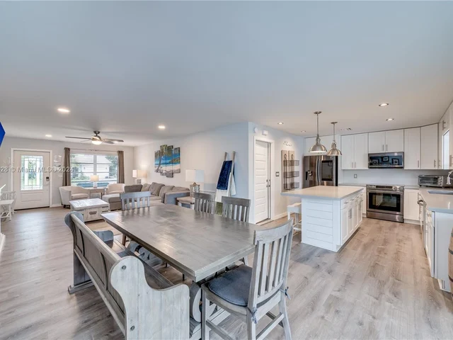 3341 NW 67th St, Fort Lauderdale FL 33309