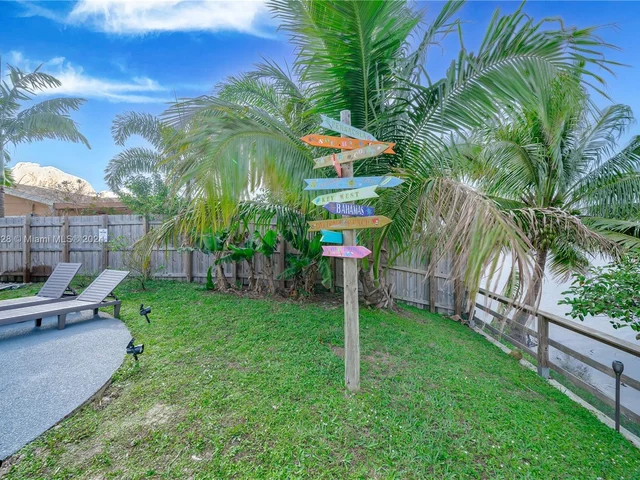 3341 NW 67th St, Fort Lauderdale FL 33309