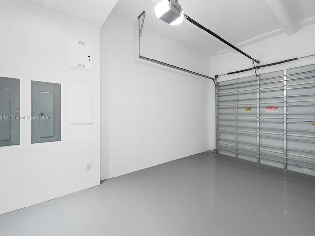 2980 Coconut Ave, Miami FL 33133