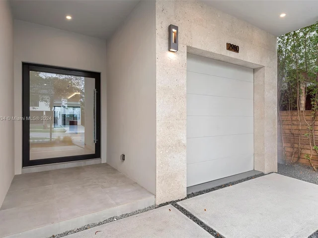 2980 Coconut Ave, Miami FL 33133