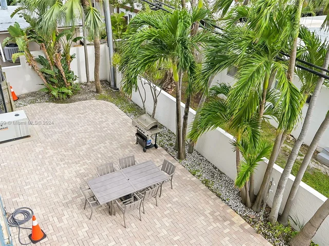 524 Orton Ave # 303, Fort Lauderdale FL 33304