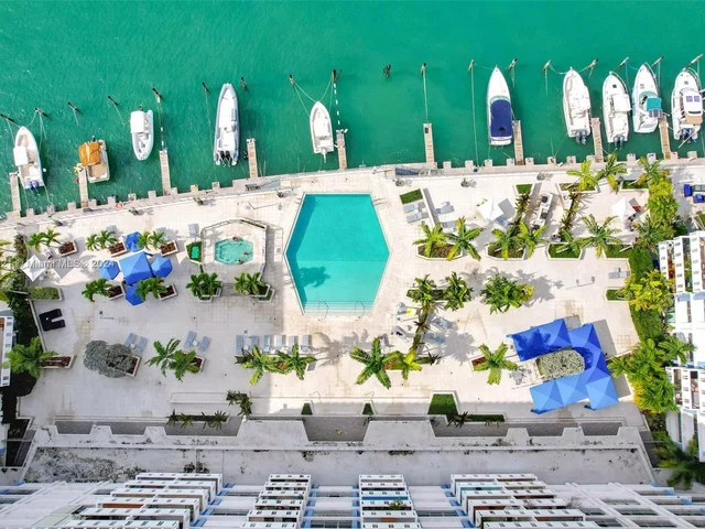 800 West Ave # 530, Miami Beach FL 33139