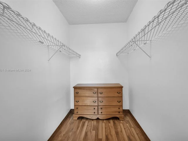 800 West Ave # 530, Miami Beach FL 33139