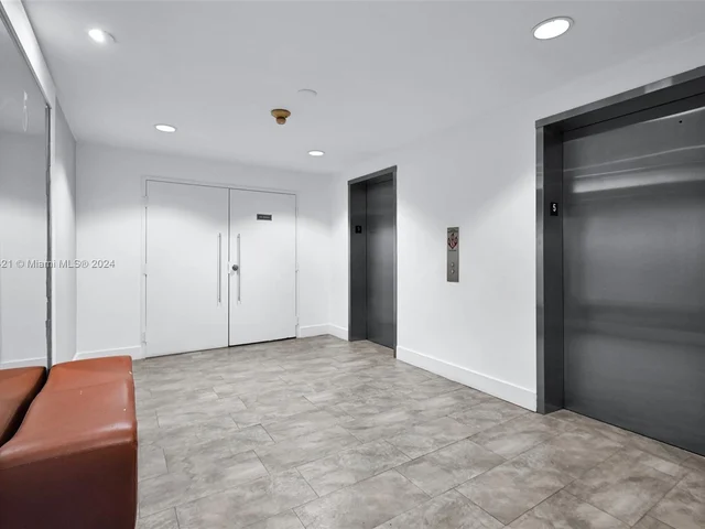 800 West Ave # 530, Miami Beach FL 33139