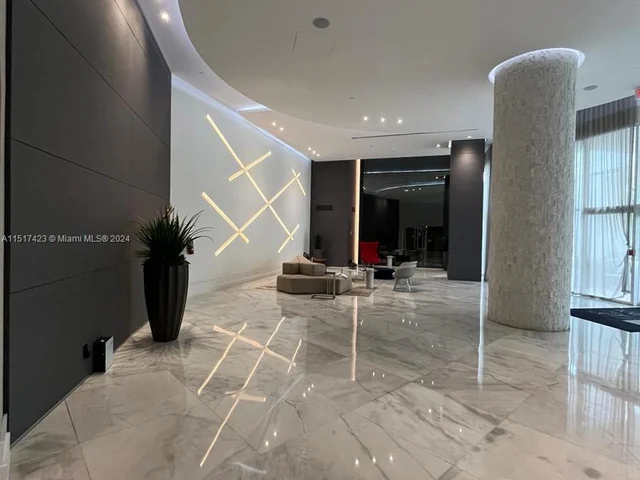 3300 NE 192nd St # 512, Aventura FL 33180