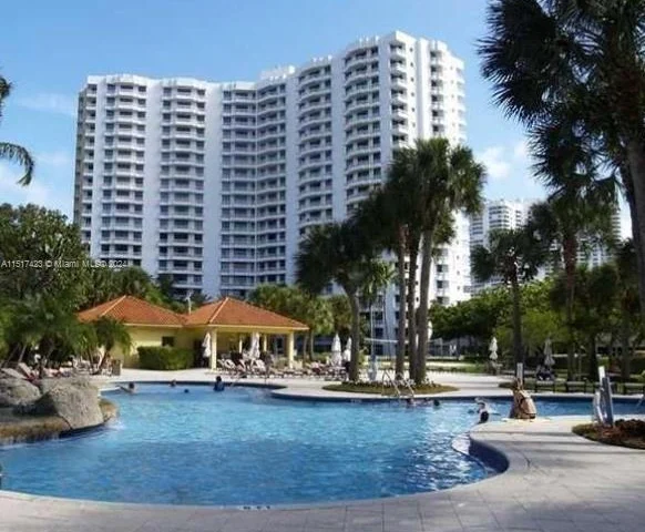 3300 NE 192nd St # 512, Aventura FL 33180