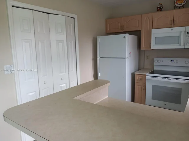 3398 NE 9th Dr # 201, Homestead FL 33033