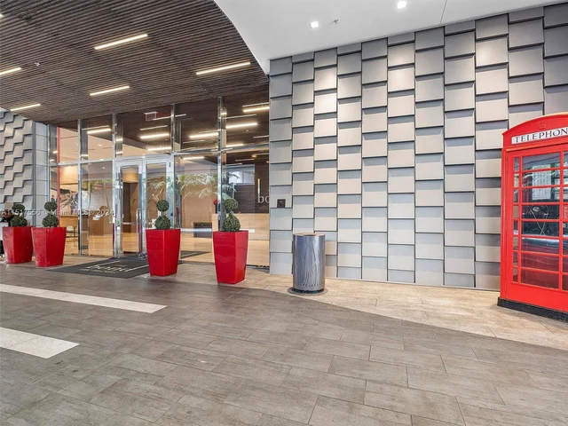 1080 Brickell Ave # 2301, Miami FL 33131