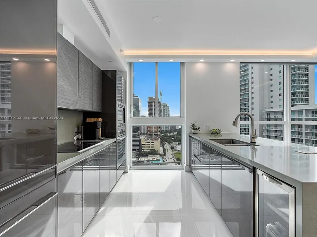 1080 Brickell Ave # 2301, Miami FL 33131