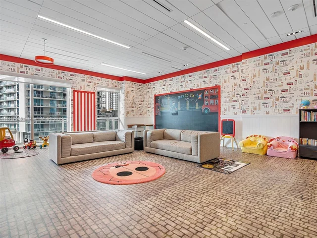 1080 Brickell Ave # 2301, Miami FL 33131