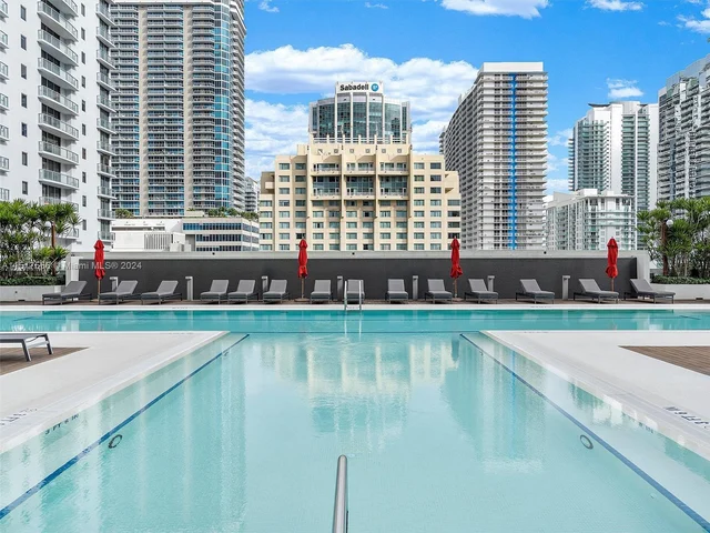 1080 Brickell Ave # 2301, Miami FL 33131