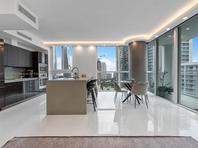 1080 Brickell Ave # 2301, Miami FL 33131