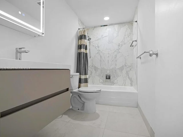 1408 Brickell Bay Dr # 518, Miami FL 33131