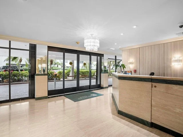 1408 Brickell Bay Dr # 518, Miami FL 33131