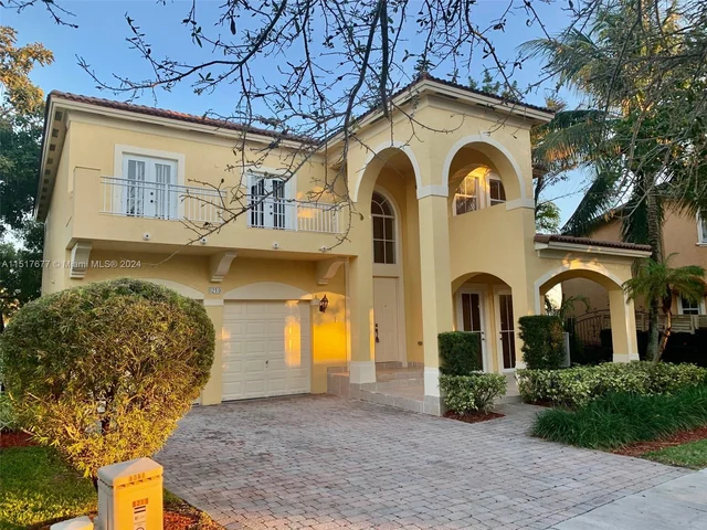 8219 SW 165th Ct # 8219, Miami FL 33193