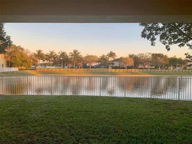 8219 SW 165th Ct # 8219, Miami FL 33193