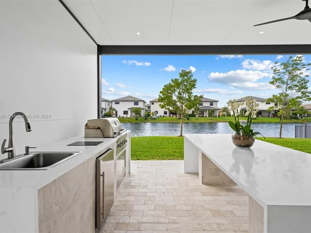 4380 SW 173rd Ave, Miramar FL 33029