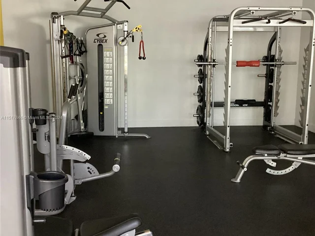 800 Parkview Dr # 819, Hallandale Beach FL 33009