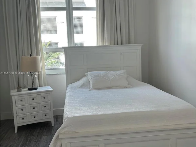 2001 Biscayne Blvd # 2310, Miami FL 33137