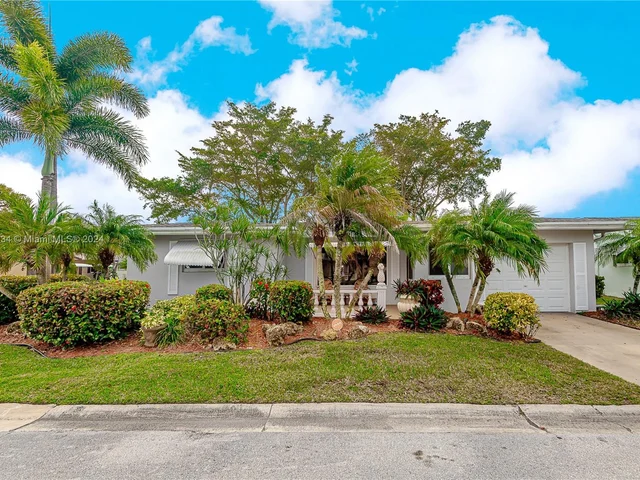 6900 NW 17th Ct, Margate FL 33063