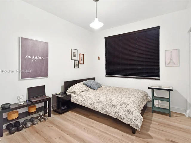 3701 N Columbus Way N, Cooper City FL 33026