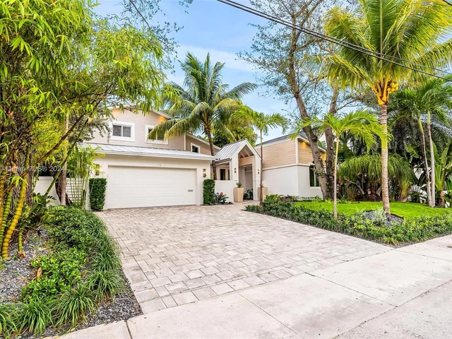 675 Ponce De Leon Dr, Fort Lauderdale FL 33316