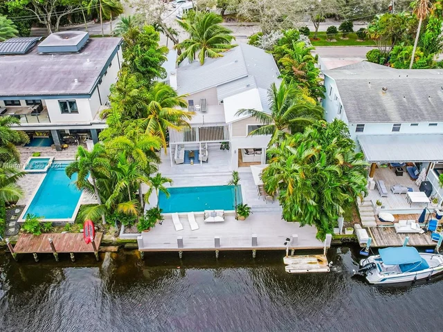 675 Ponce De Leon Dr, Fort Lauderdale FL 33316