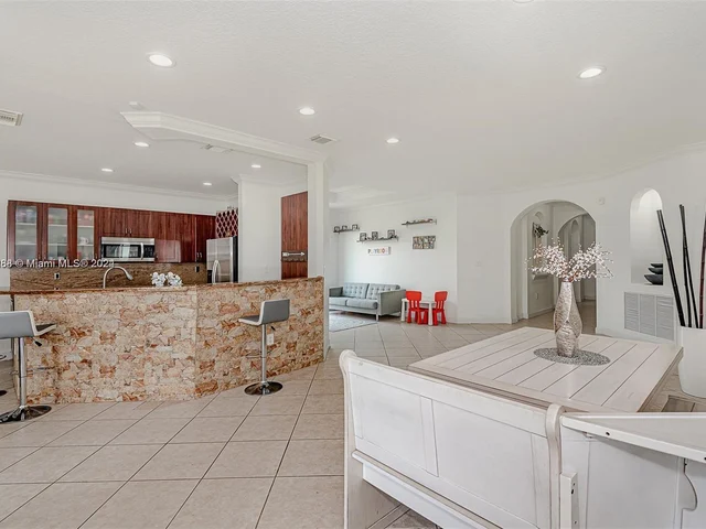 4457 SW 160th Ct, Miami FL 33185