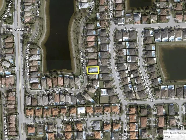 4457 SW 160th Ct, Miami FL 33185