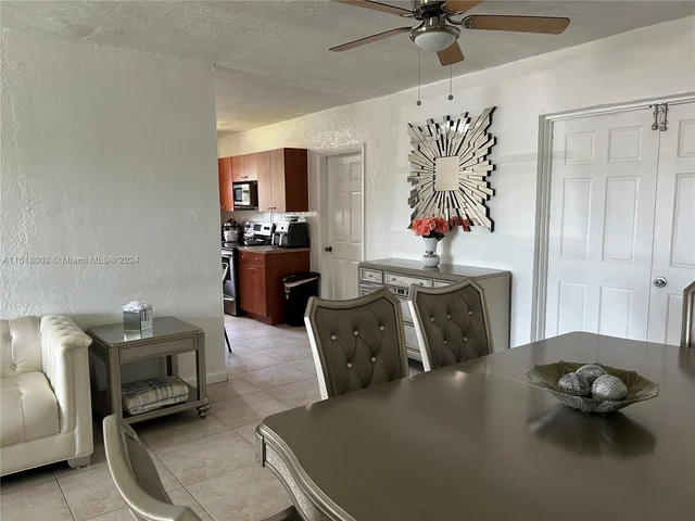 11901 SW 187th st, Miami FL 33177