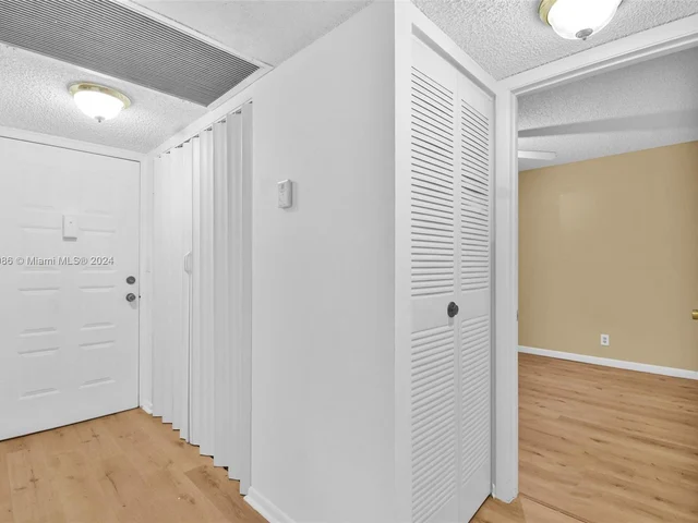 10501 W Broward Blvd # 304, Plantation FL 33324