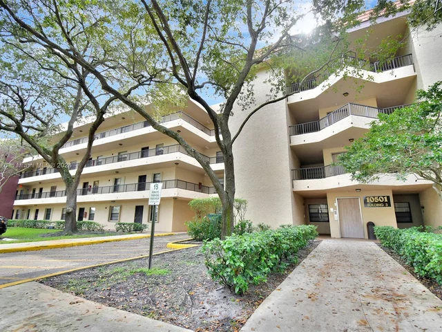 10501 W Broward Blvd # 304, Plantation FL 33324