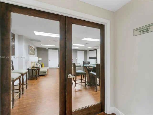 3340 NE 190th St # 502, Aventura FL 33180